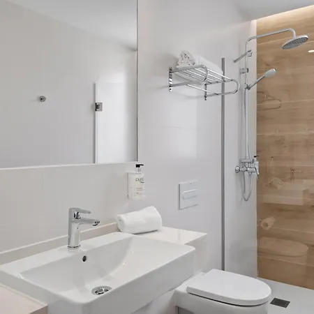 B&B Hotel Castro Urdiales Отель Кастро-Урдиалес